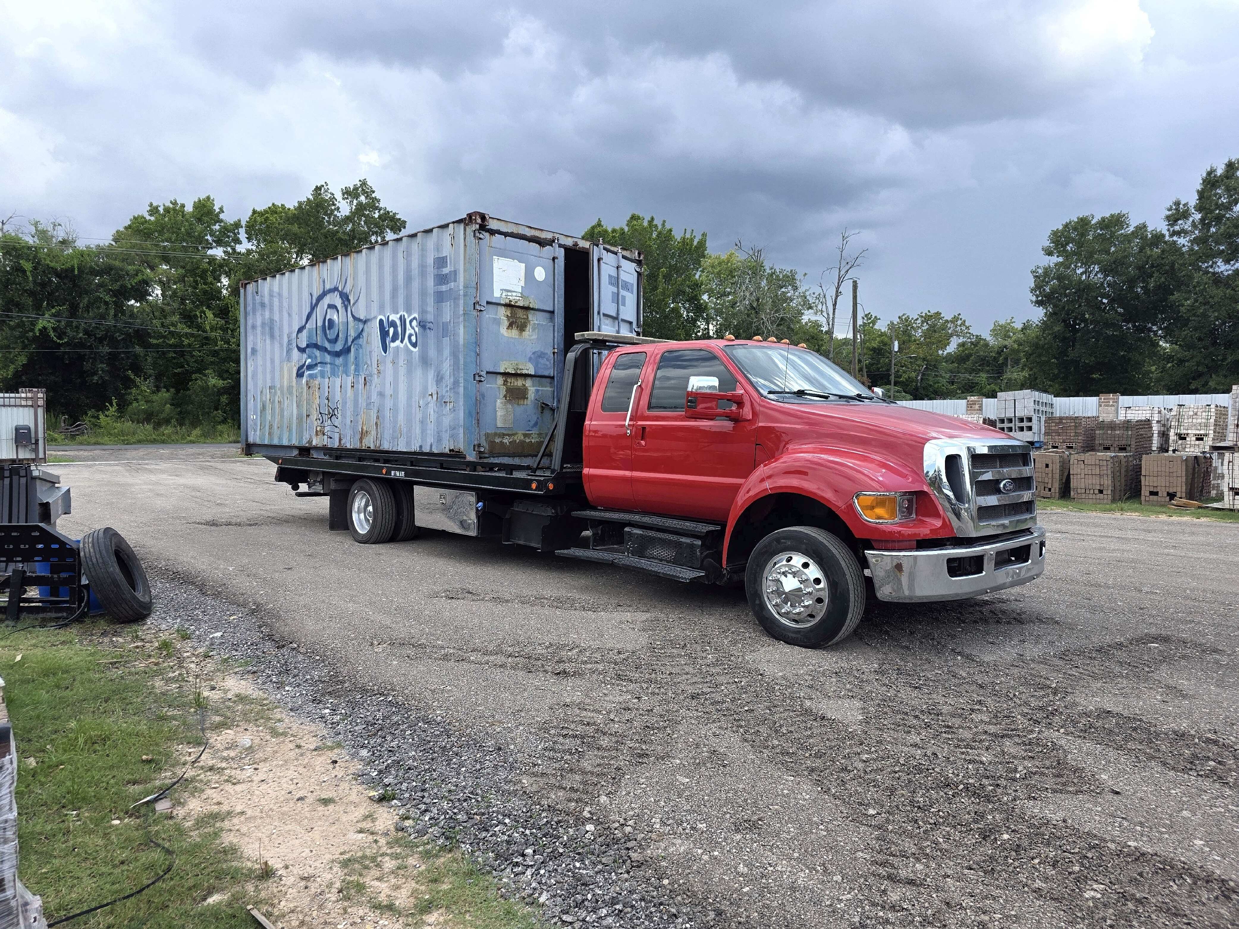DMC towing service team providing Towing on location in Greater Houston